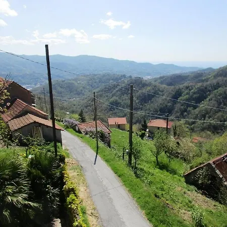 Vale In Genova Bolzaneto بيت للعطل Ceranesi